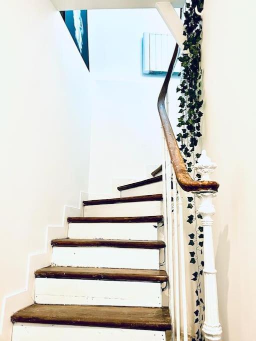 Unique Loft Apartment Located 15 Minutes From The Champs Elysees Saint-Ouen  Exterior foto